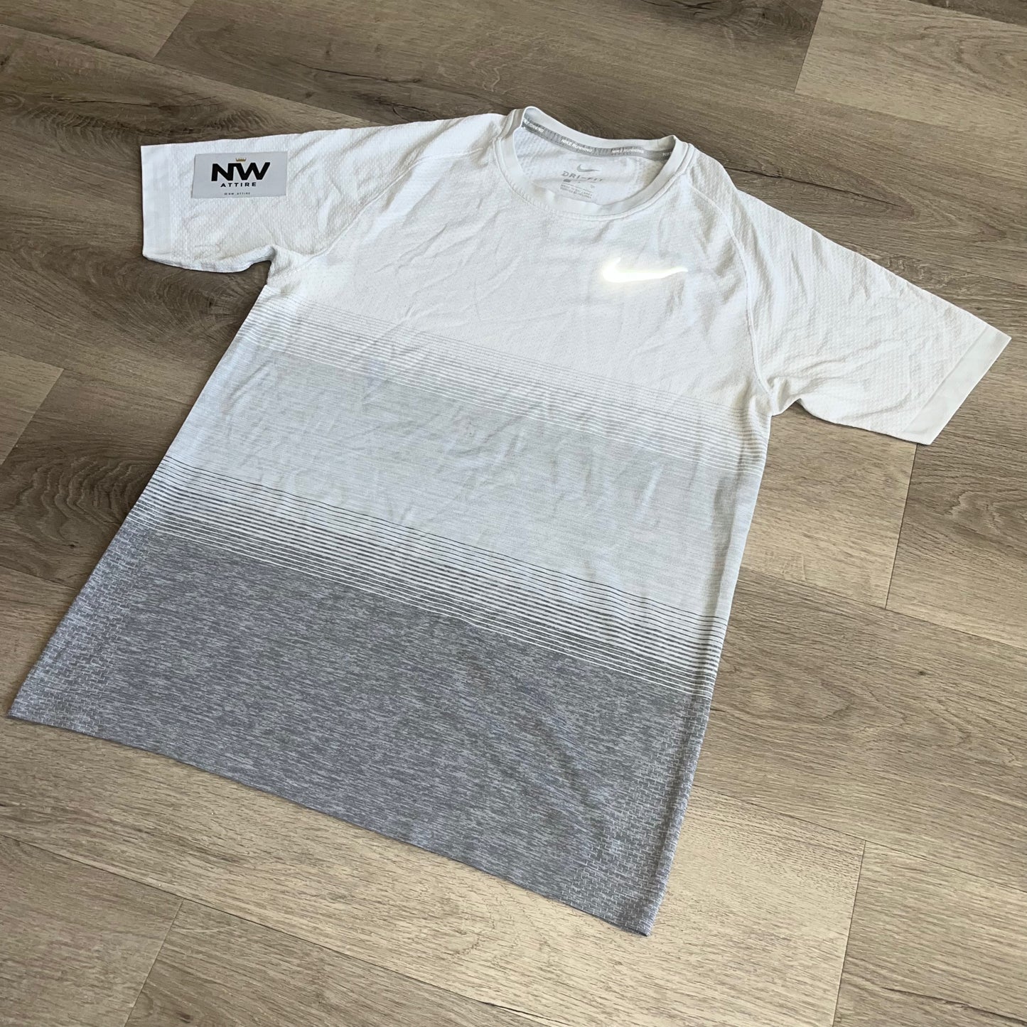 Nike Tech Knit 1.0 Gradient Grey