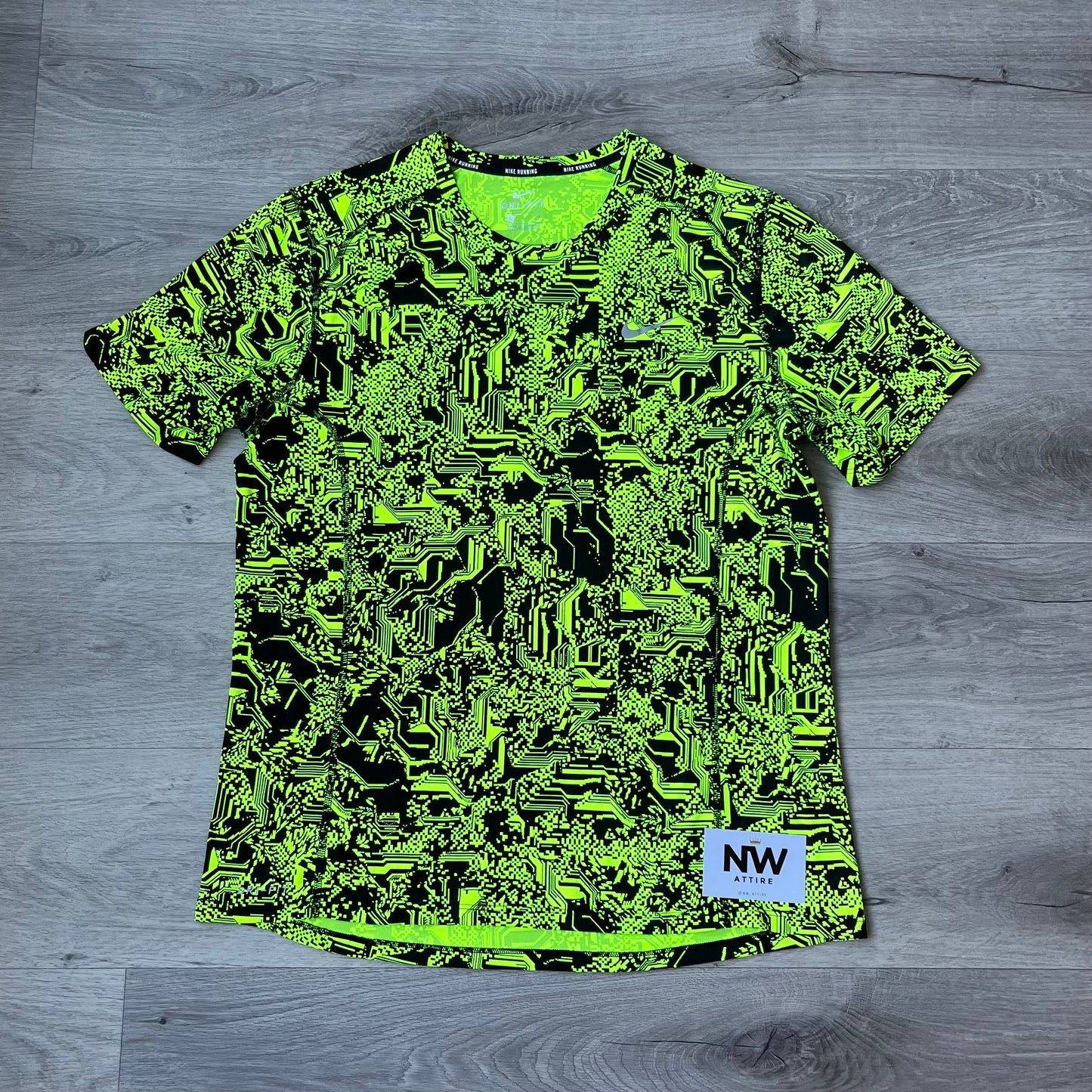 Nike UV Dry Miler Volt