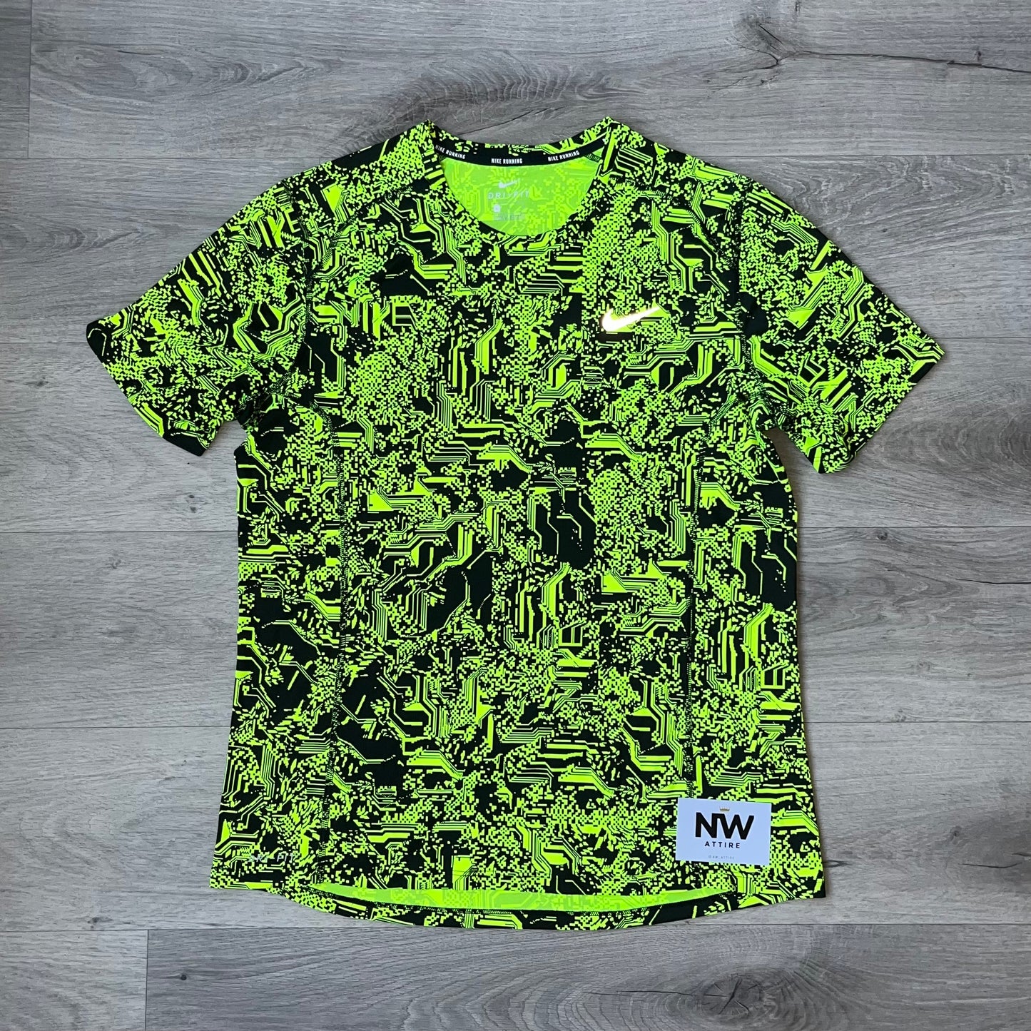 Nike UV Dry Miler Volt