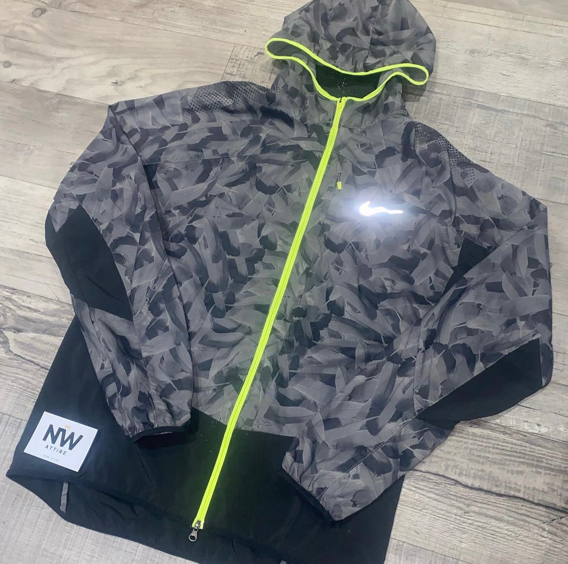 Nike Kiger Trail Jacket Grey/Neon
