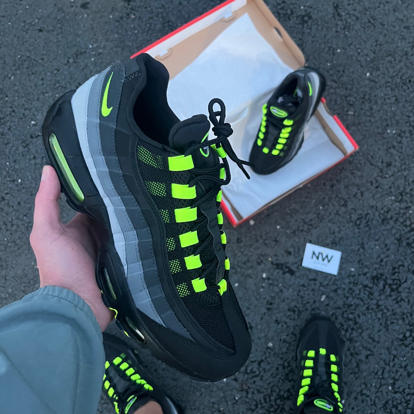Nike Air Max 95 Reverse Neon