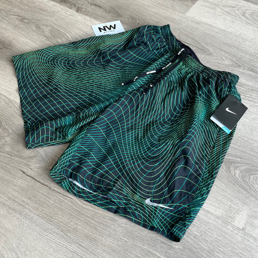 Nike Distance 7” Shorts (2015)