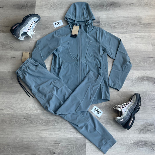 Nike Unlimited Repel Jacket and Pants Set