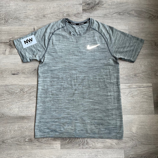 Nike Tech Knit 1.0 Smoke Grey